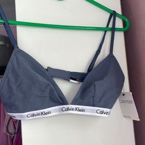Calvin Klein Brand New Unlined Triangle Bra